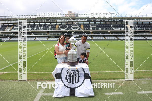 Buy your photos of the eventTour Vila Belmiro - 16 de Novembro     on Fotop