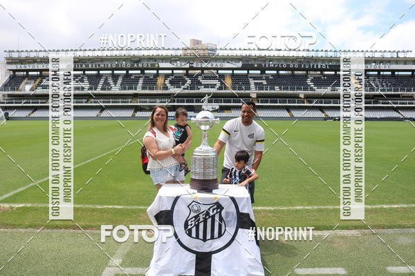 Buy your photos of the eventTour Vila Belmiro - 16 de Novembro     on Fotop