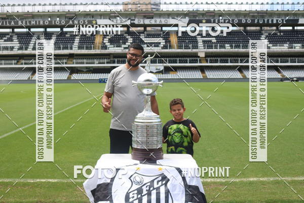 Buy your photos of the eventTour Vila Belmiro - 16 de Novembro     on Fotop