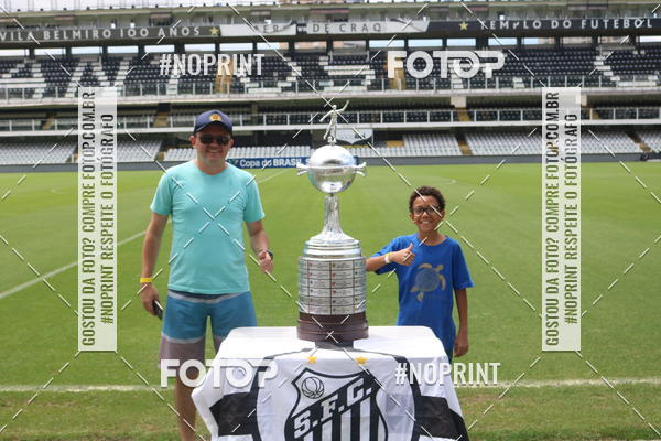 Buy your photos of the eventTour Vila Belmiro - 16 de Novembro     on Fotop