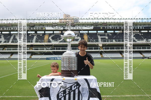 Buy your photos of the eventTour Vila Belmiro - 16 de Novembro     on Fotop