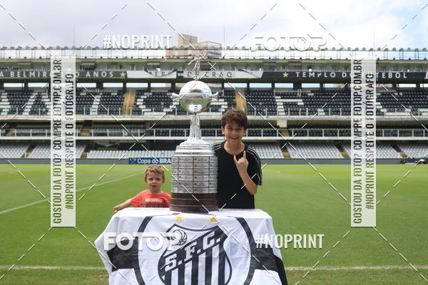 Buy your photos of the eventTour Vila Belmiro - 16 de Novembro     on Fotop