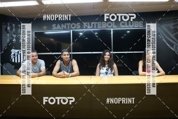 Buy your photos of the eventTour Vila Belmiro - 16 de Novembro     on Fotop