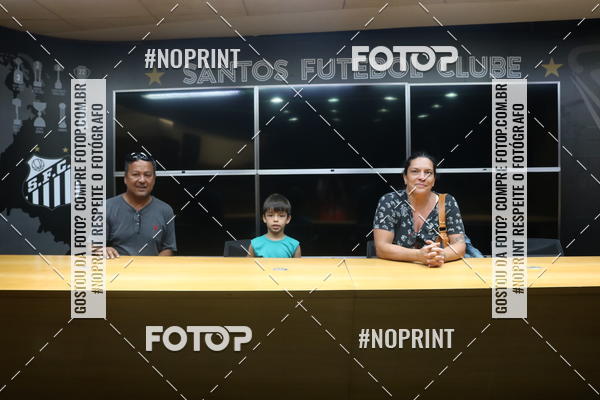 Buy your photos of the eventTour Vila Belmiro - 16 de Novembro     on Fotop