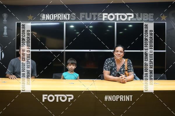 Buy your photos of the eventTour Vila Belmiro - 16 de Novembro     on Fotop