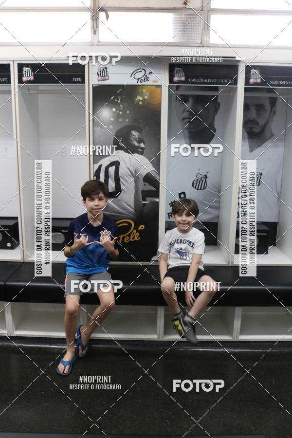 Buy your photos of the eventTour Vila Belmiro - 16 de Novembro     on Fotop