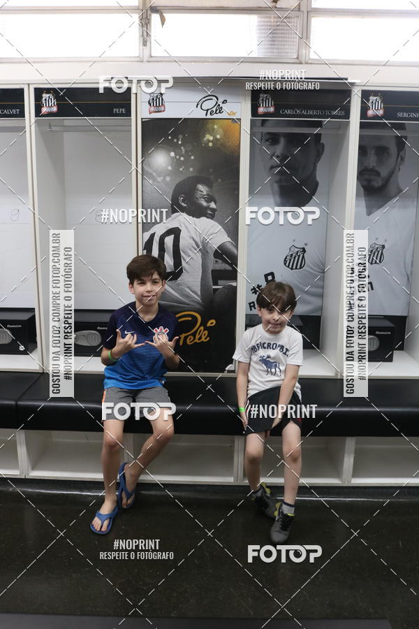 Buy your photos of the eventTour Vila Belmiro - 16 de Novembro     on Fotop