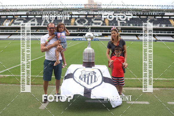 Buy your photos of the eventTour Vila Belmiro - 16 de Novembro     on Fotop