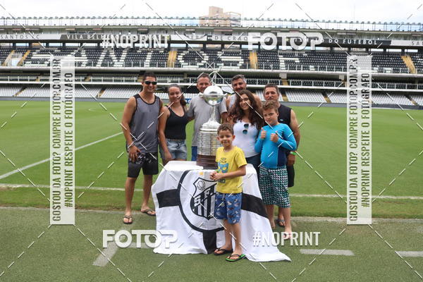 Buy your photos of the eventTour Vila Belmiro - 16 de Novembro     on Fotop