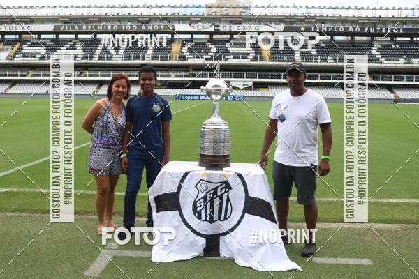 Buy your photos of the eventTour Vila Belmiro - 16 de Novembro     on Fotop