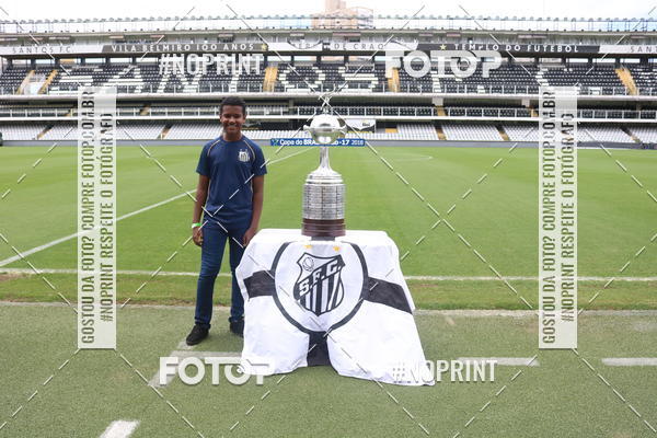 Buy your photos of the eventTour Vila Belmiro - 16 de Novembro     on Fotop