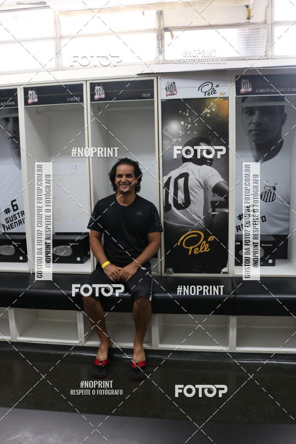 Compra tus fotos del eventoTour Vila Belmiro - 16 de Novembro     En Fotop