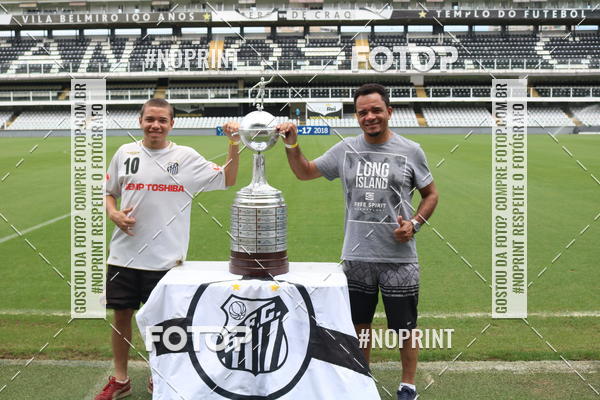 Buy your photos of the eventTour Vila Belmiro - 16 de Novembro     on Fotop