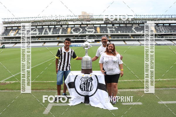 Buy your photos of the eventTour Vila Belmiro - 16 de Novembro     on Fotop