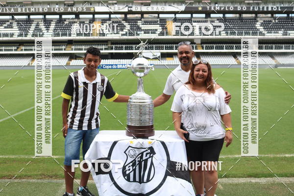 Buy your photos of the eventTour Vila Belmiro - 16 de Novembro     on Fotop