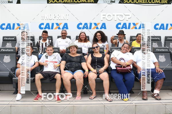 Buy your photos of the eventTour Vila Belmiro - 16 de Novembro     on Fotop