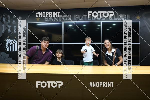 Buy your photos of the eventTour Vila Belmiro - 16 de Novembro     on Fotop