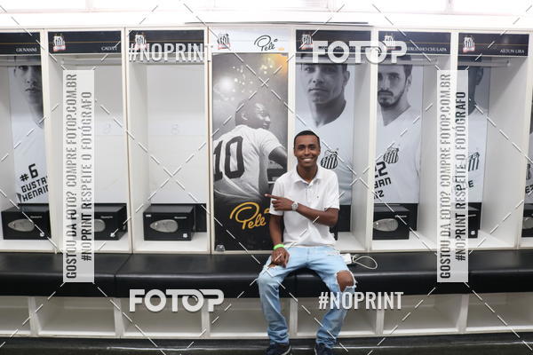 Buy your photos of the eventTour Vila Belmiro - 16 de Novembro     on Fotop