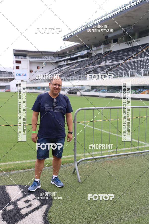 Buy your photos of the eventTour Vila Belmiro - 16 de Novembro     on Fotop