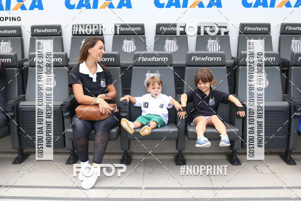 Buy your photos of the eventTour Vila Belmiro - 16 de Novembro     on Fotop