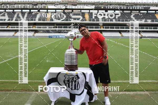 Buy your photos of the eventTour Vila Belmiro - 16 de Novembro     on Fotop