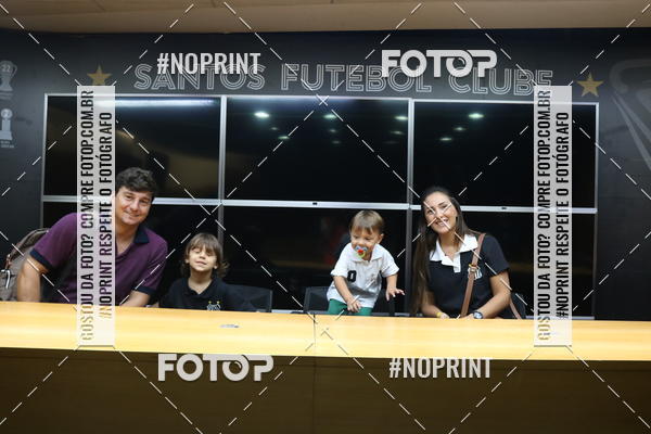 Buy your photos of the eventTour Vila Belmiro - 16 de Novembro     on Fotop
