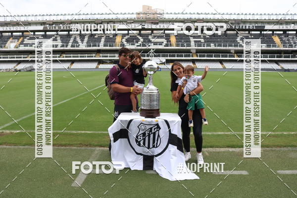 Buy your photos of the eventTour Vila Belmiro - 16 de Novembro     on Fotop