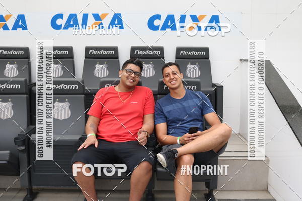 Buy your photos of the eventTour Vila Belmiro - 16 de Novembro     on Fotop