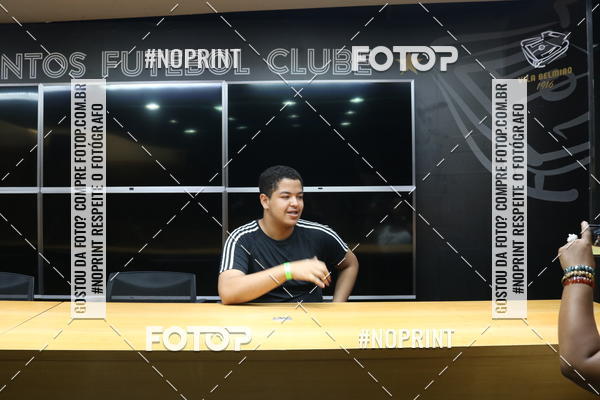 Buy your photos of the eventTour Vila Belmiro - 16 de Novembro     on Fotop