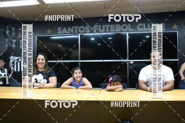 Buy your photos of the eventTour Vila Belmiro - 16 de Novembro     on Fotop