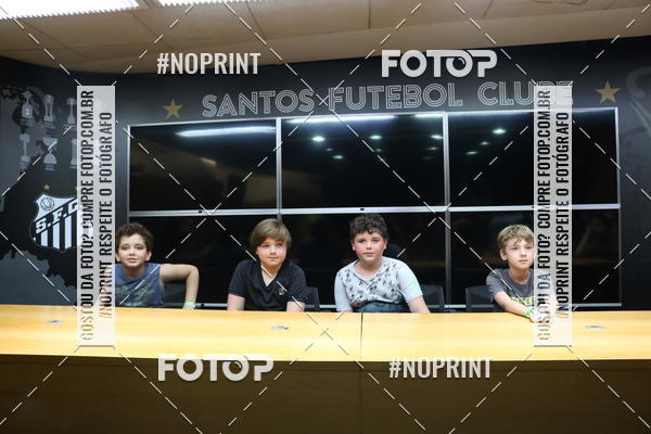 Buy your photos of the eventTour Vila Belmiro - 16 de Novembro     on Fotop