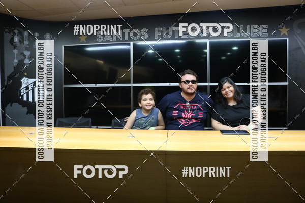 Buy your photos of the eventTour Vila Belmiro - 16 de Novembro     on Fotop