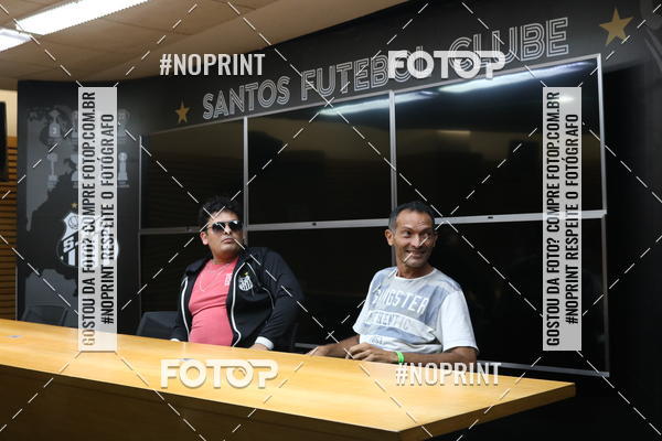 Buy your photos of the eventTour Vila Belmiro - 16 de Novembro     on Fotop
