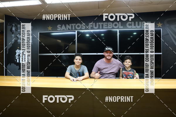 Buy your photos of the eventTour Vila Belmiro - 16 de Novembro     on Fotop