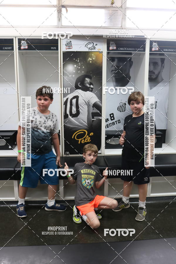 Buy your photos of the eventTour Vila Belmiro - 16 de Novembro     on Fotop