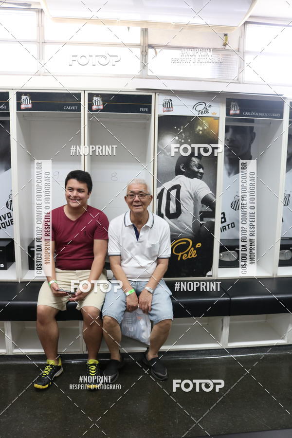 Buy your photos of the eventTour Vila Belmiro - 16 de Novembro     on Fotop