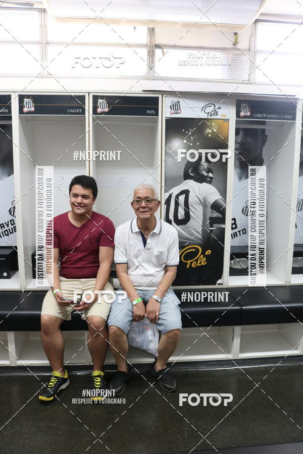 Buy your photos of the eventTour Vila Belmiro - 16 de Novembro     on Fotop