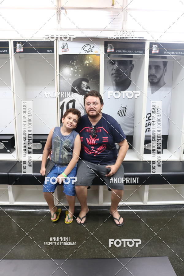 Buy your photos of the eventTour Vila Belmiro - 16 de Novembro     on Fotop