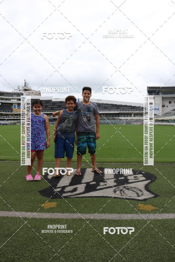 Buy your photos of the eventTour Vila Belmiro - 16 de Novembro     on Fotop