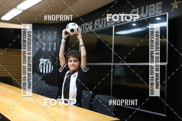 Buy your photos of the eventTour Vila Belmiro - 16 de Novembro     on Fotop