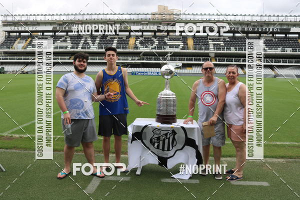 Buy your photos of the eventTour Vila Belmiro - 16 de Novembro     on Fotop