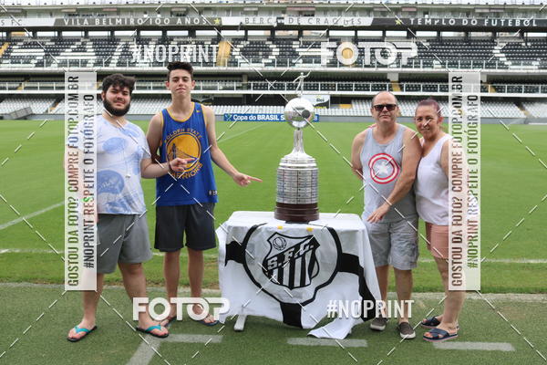 Buy your photos of the eventTour Vila Belmiro - 16 de Novembro     on Fotop