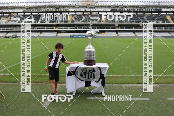 Buy your photos of the eventTour Vila Belmiro - 16 de Novembro     on Fotop