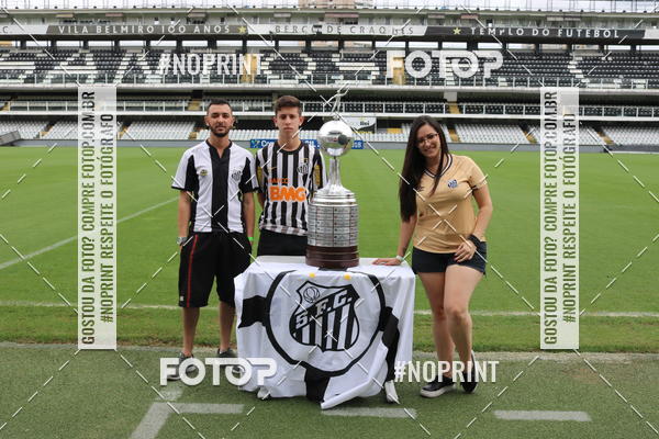 Buy your photos of the eventTour Vila Belmiro - 16 de Novembro     on Fotop