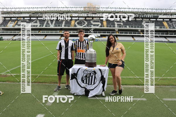 Buy your photos of the eventTour Vila Belmiro - 16 de Novembro     on Fotop