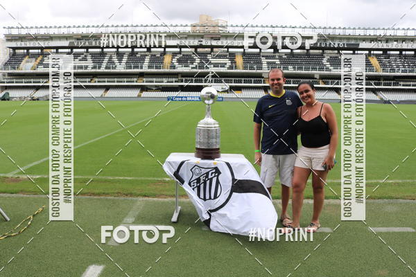 Buy your photos of the eventTour Vila Belmiro - 16 de Novembro     on Fotop