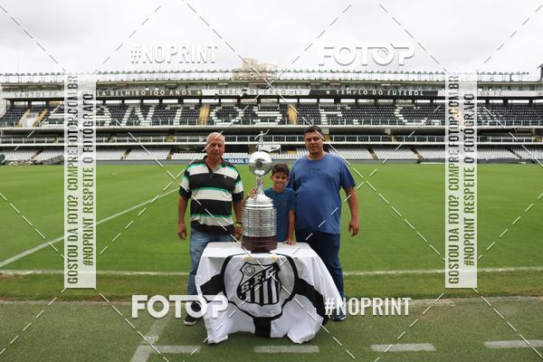 Buy your photos of the eventTour Vila Belmiro - 16 de Novembro     on Fotop