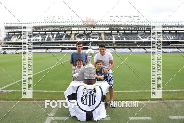 Buy your photos of the eventTour Vila Belmiro - 16 de Novembro     on Fotop