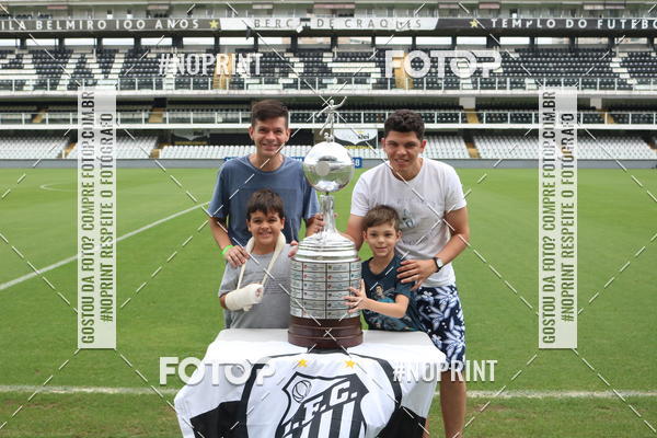 Buy your photos of the eventTour Vila Belmiro - 16 de Novembro     on Fotop