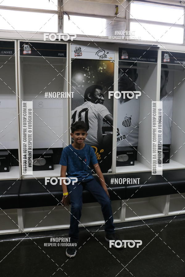 Buy your photos of the eventTour Vila Belmiro - 16 de Novembro     on Fotop